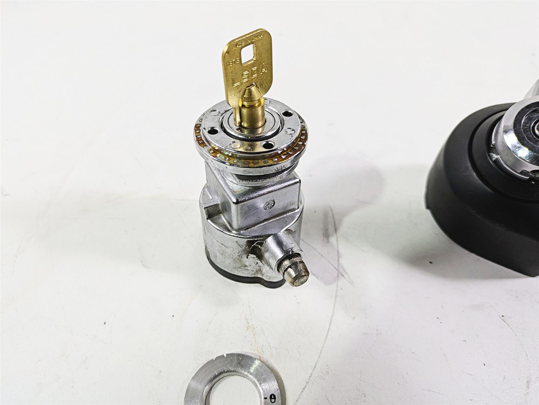 2016 Harley FXDL Dyna Low Rider Ignition Switch Key Lock Set 71475-06B {{ shop.shopifyCountryName }} - Mototech271