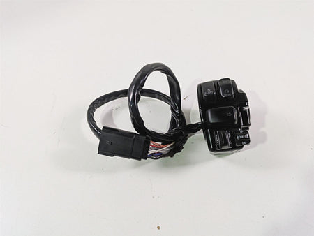 2009 Harley Touring FLHX Street Glide Right Hand Cruise Control Switch 71684-06A {{ shop.shopifyCountryName }} - Mototech271