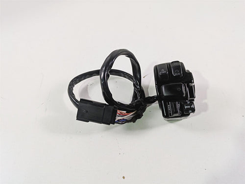 2009 Harley Touring FLHX Street Glide Right Hand Cruise Control Switch 71684-06A | Mototech271