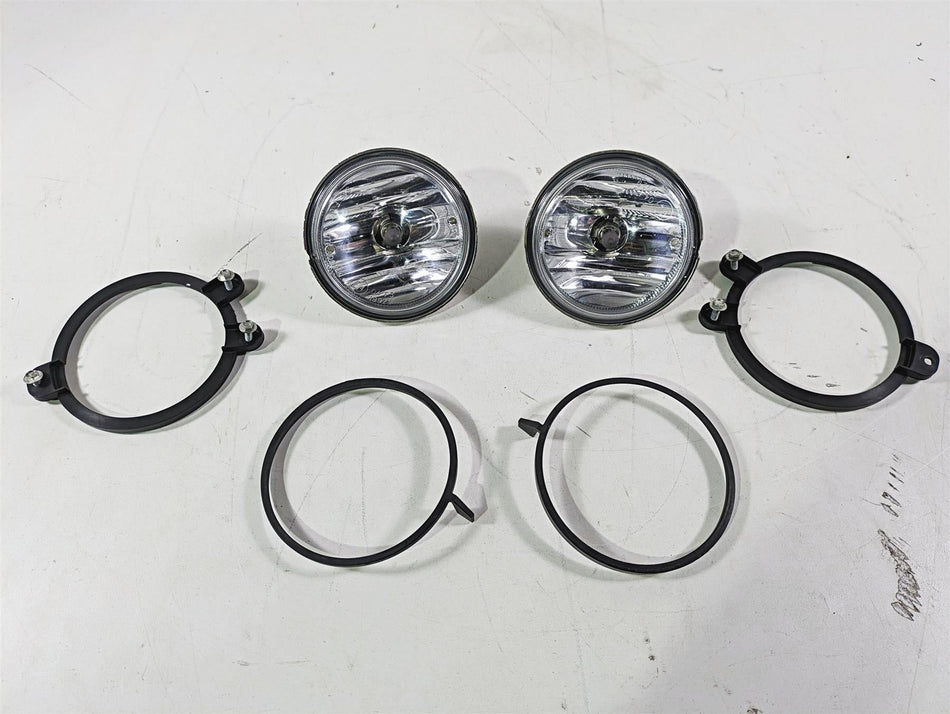 2018 Indian Chieftain Dark Horse Front L+R Spot Fog Light Lamp Set 2412296 {{ shop.shopifyCountryName }} - Mototech271