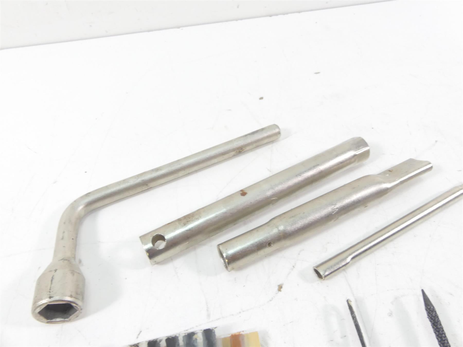 1999 BMW R1100 GS 259E Tool Box Carrier & Tool Set Kit 51162313394 {{ shop.shopifyCountryName }} - Mototech271