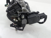 Load image into Gallery viewer, 2016 Suzuki GSX-R750 Mikuni Throttle Body Bodies  13406-15J20 13406-15J21
