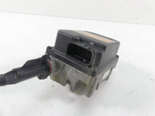 Load image into Gallery viewer, 2002 Harley Touring FLHRCI Road King Cruise Control Module Unit 70955-98B | Mototech271
