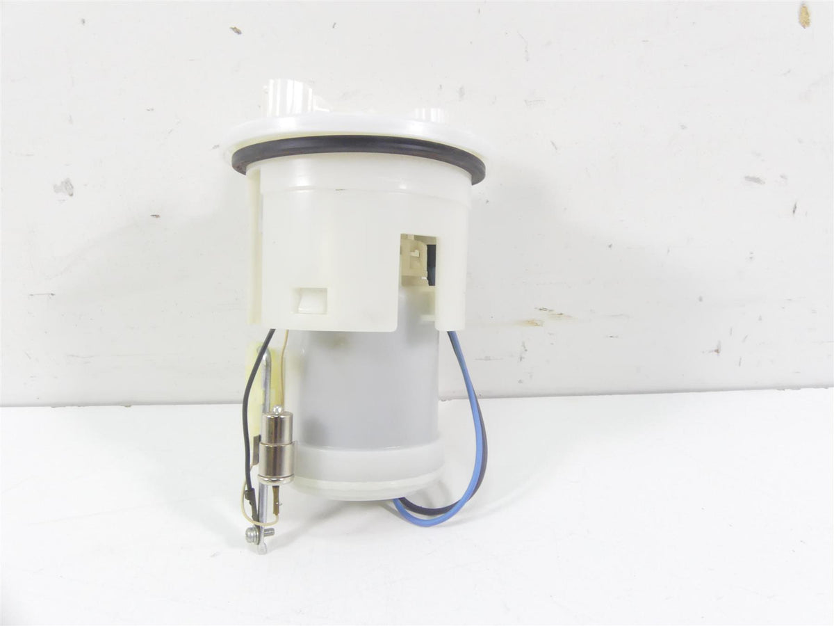 2015 Honda CBR1000 RR SC59 Denso Fuel Gas Petrol Pump - Tested 16700-MFL-013 {{ shop.shopifyCountryName }} - Mototech271
