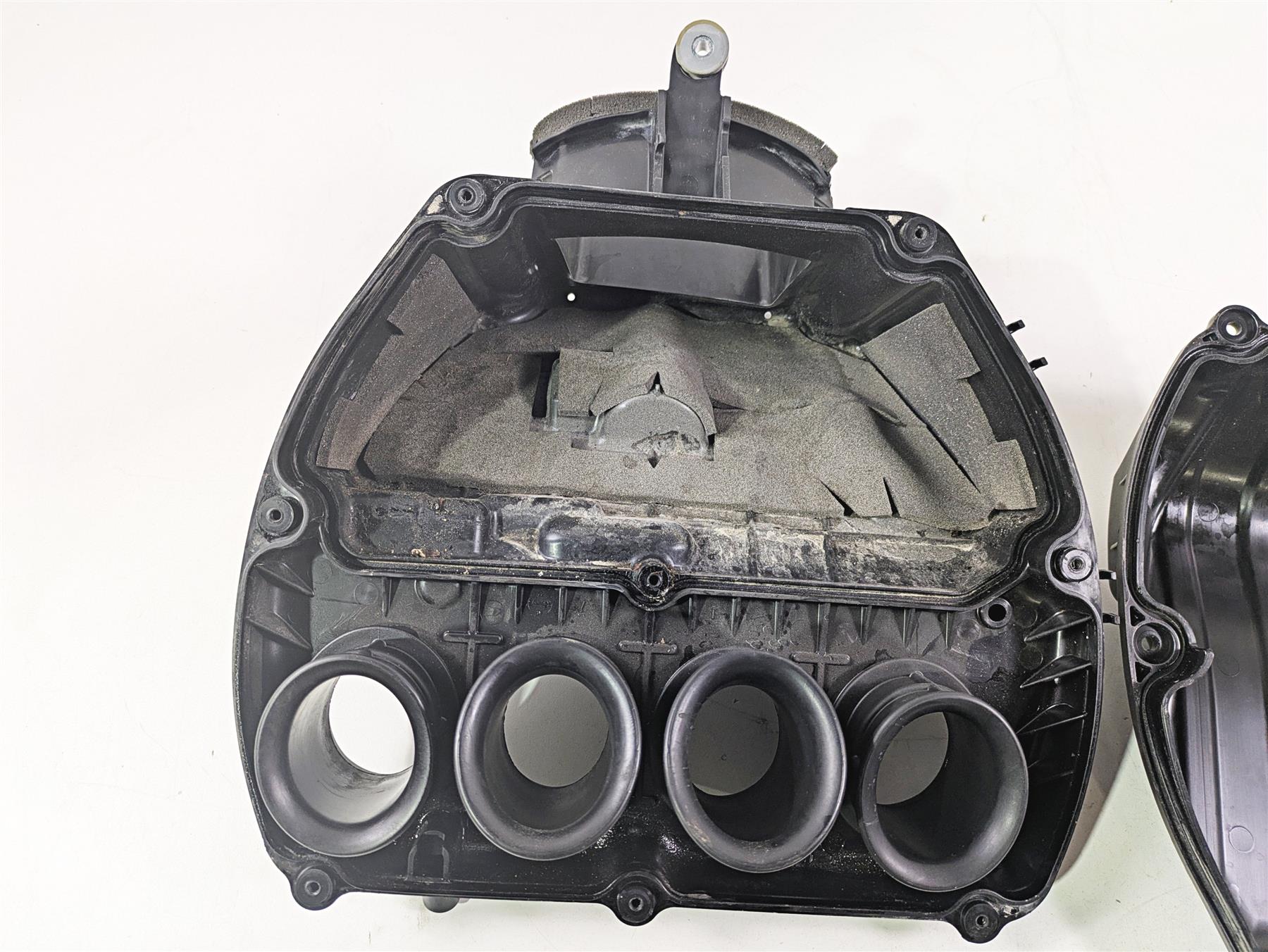 2024 Kawasaki ZX6R ZX636 Ninja Air Box Cleaner Breather Filter 11010-1823 {{ shop.shopifyCountryName }} - Mototech271