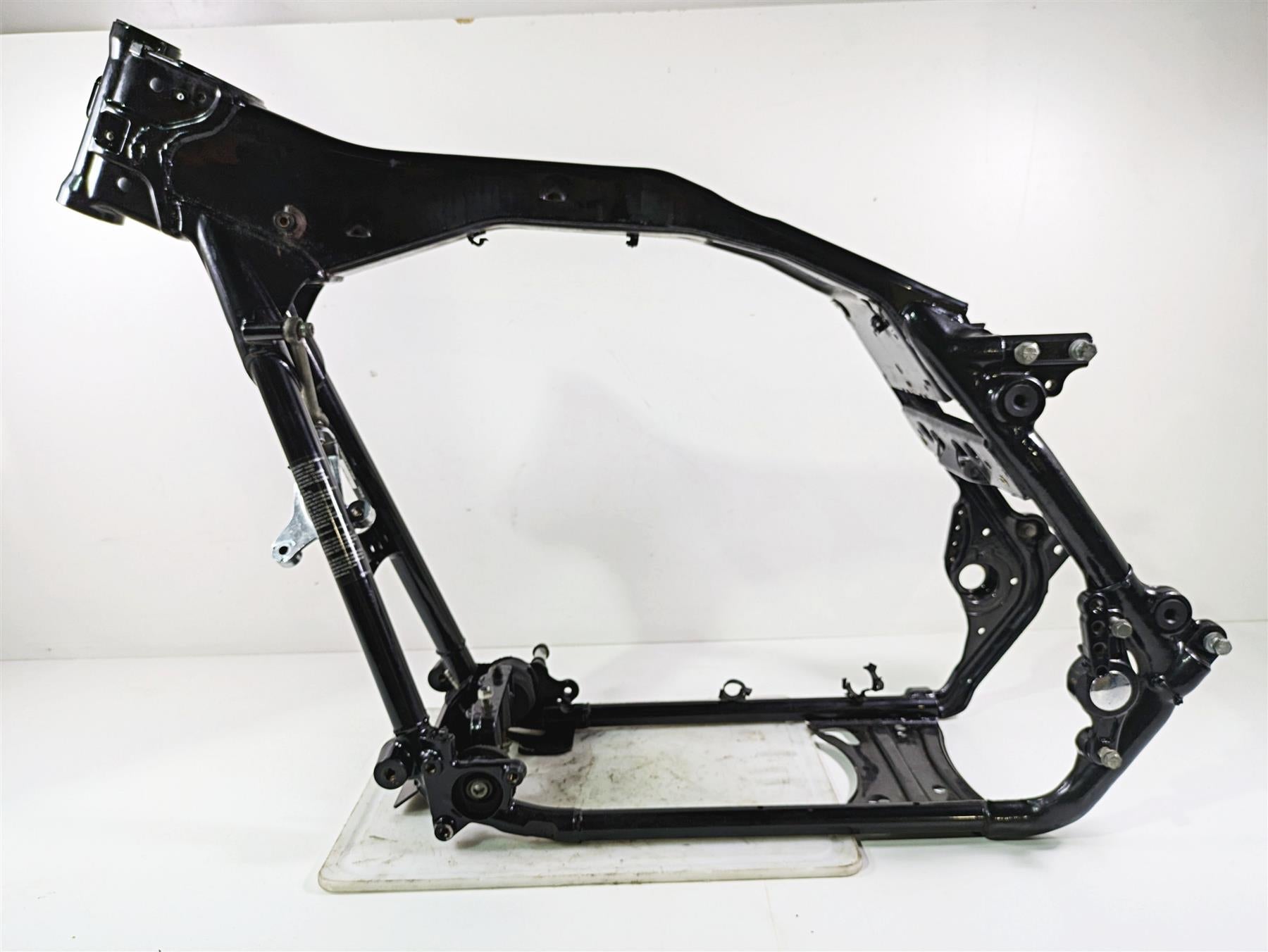 2010 Harley Touring FLHTK Electra Glide Straight Main Frame Chassis With Salvage Louisiana Title 47900-11BHP {{ shop.shopifyCountryName }} - Mototech271