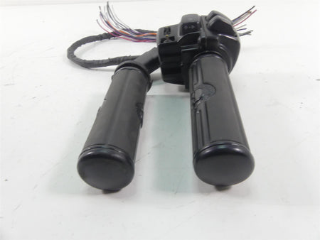 2012 Harley Touring FLHTK Electra Glide Right Hand Control Switch -Read 71684-06 {{ shop.shopifyCountryName }} - Mototech271