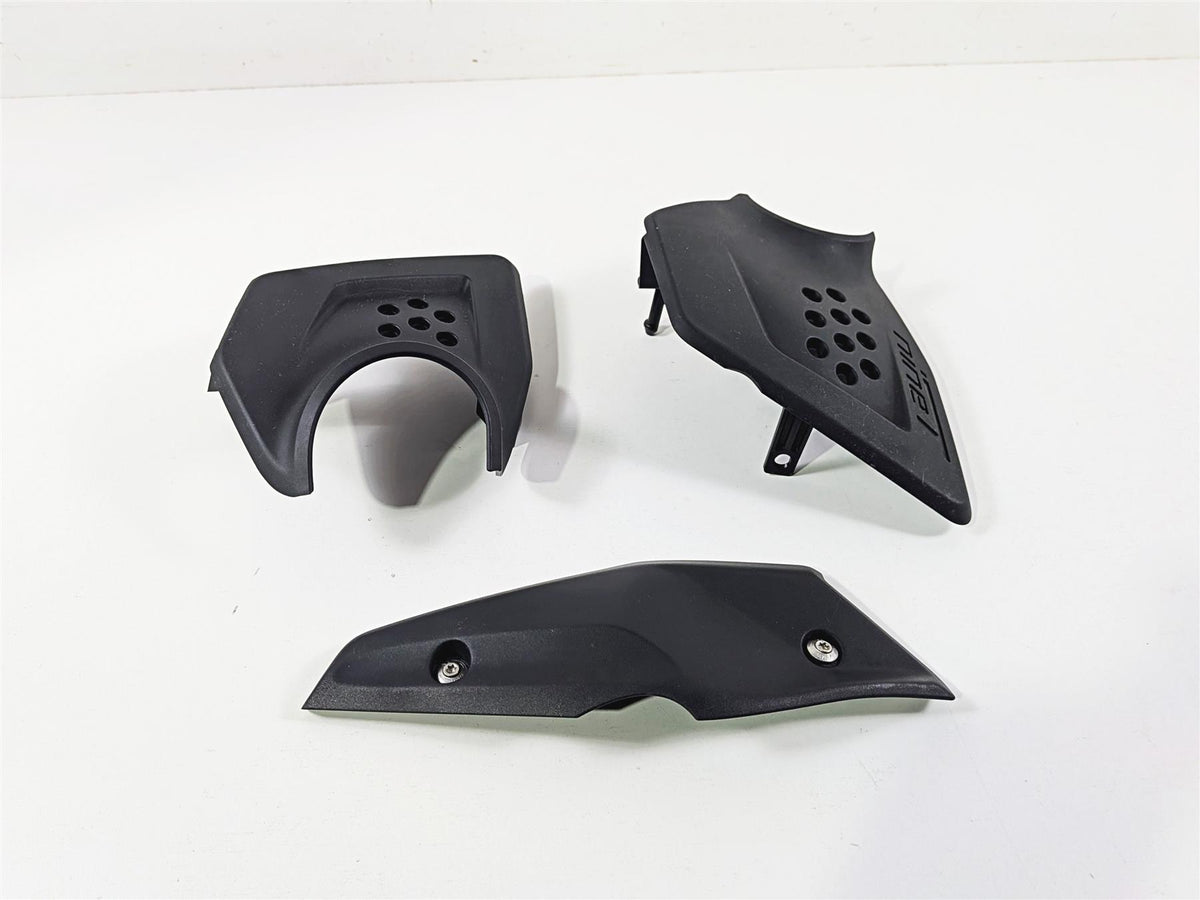 2023 BMW R nineT Scrambler K23 Between Leg Infill Fairing Set 46639444065 {{ shop.shopifyCountryName }} - Mototech271