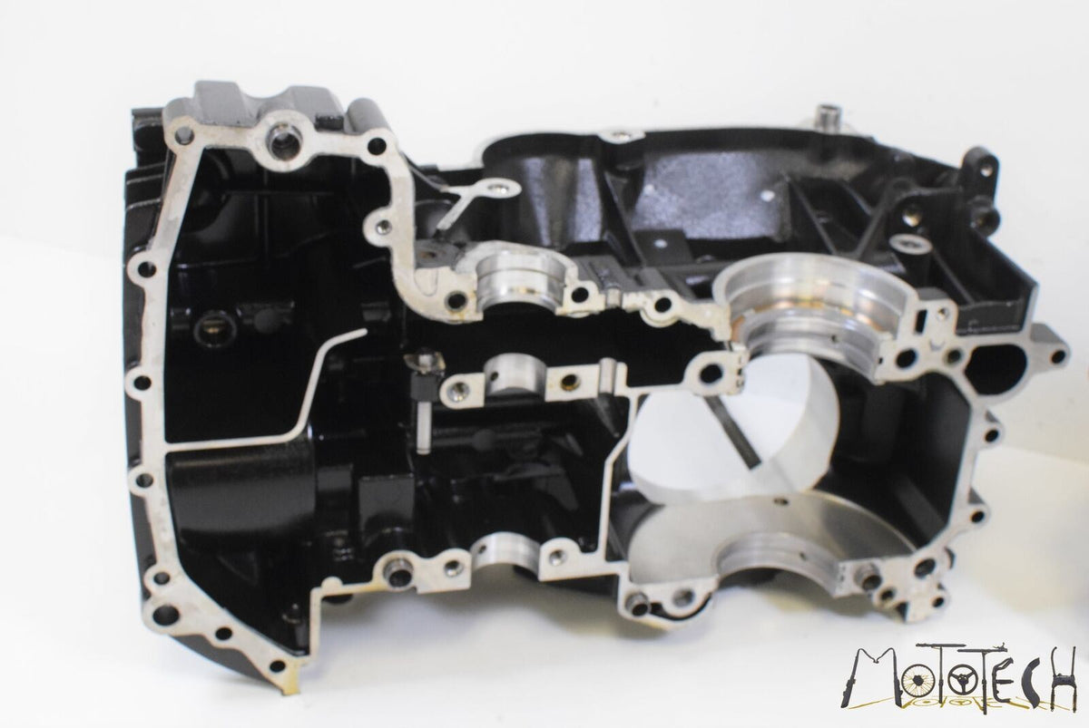 2015 BMW R nineT nine T K21 OEM Crank Case Crankcase Engine Motor 11117710369 {{ shop.shopifyCountryName }} - Mototech271