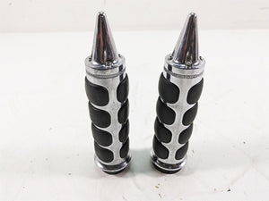 2011 Harley Touring FLTRU Road Glide Aftermarket Spike Hand Grip Set | Mototech271