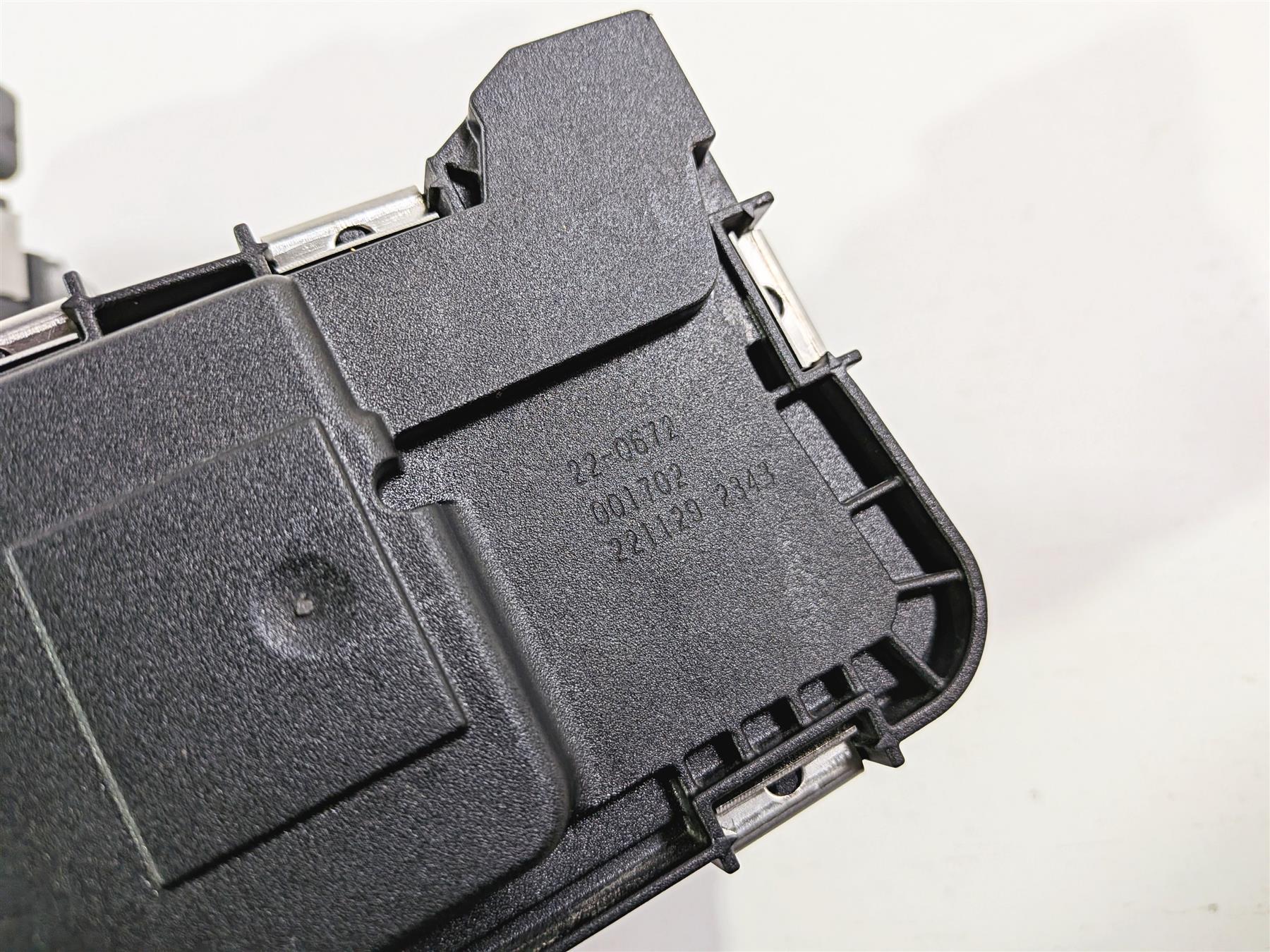 2023 BMW R1250RT RTP K52 Left Right Black Throttle Body Set 13548568757 {{ shop.shopifyCountryName }} - Mototech271