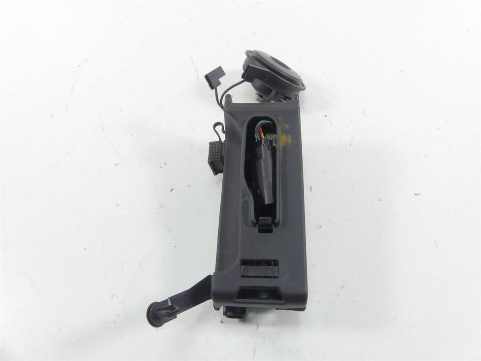 2021 Harley Softail FLSB Sport Glide Horn & Wiring Box 69201654 {{ shop.shopifyCountryName }} - Mototech271