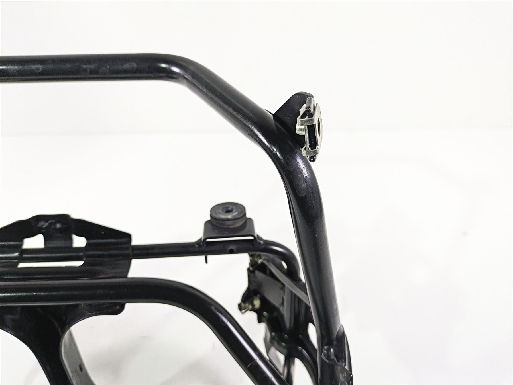 2006 BMW R1200GS K255 Adv Front Subframe Sub Frame 46637701558 {{ shop.shopifyCountryName }} - Mototech271