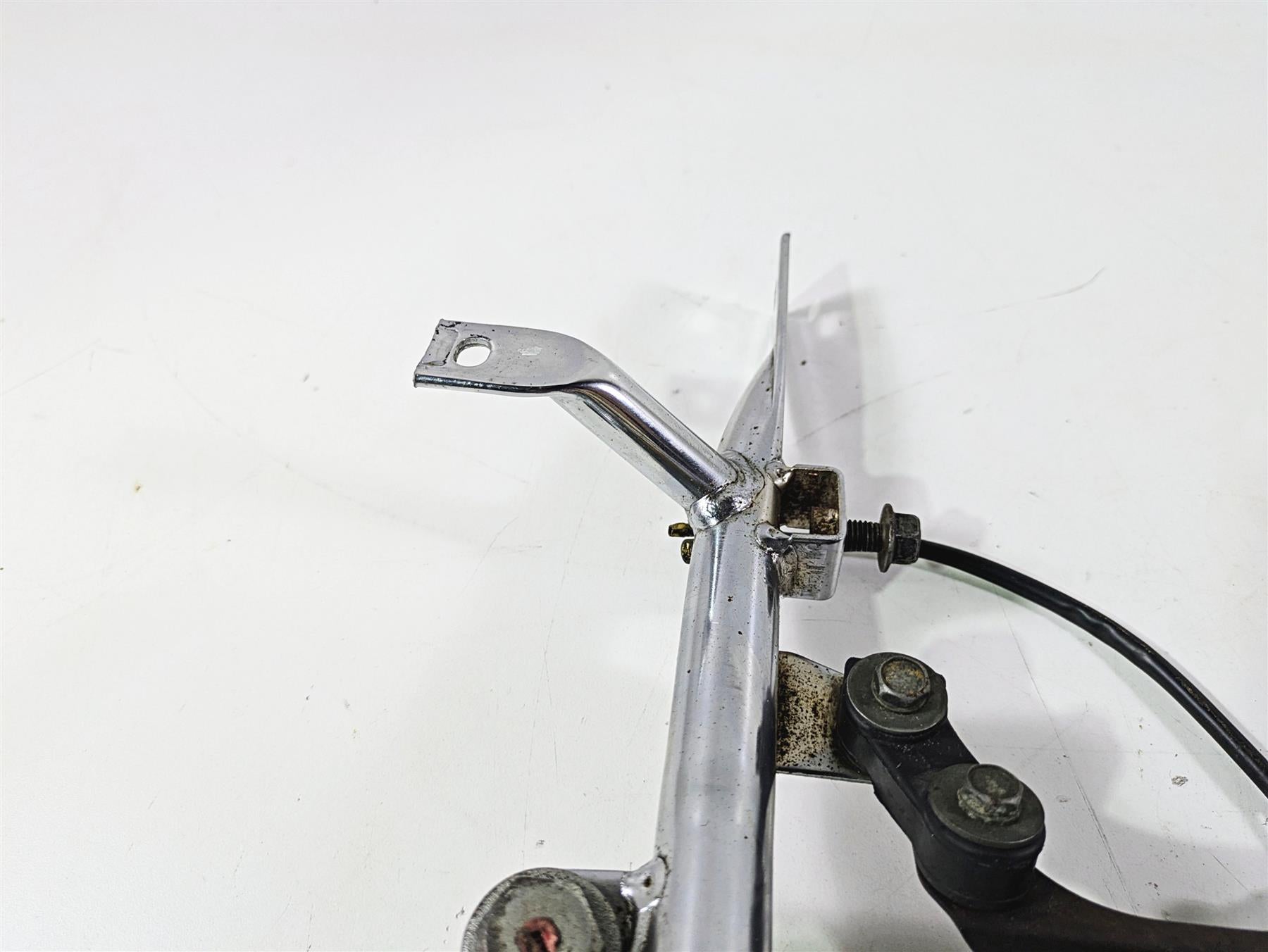 2001 Yamaha Banshee YFZ350 Rear Chrome Rail & Taillight Set 3GG-2845R-00-00 {{ shop.shopifyCountryName }} - Mototech271