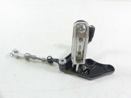 2020 Yamaha VMX17 1700 Left Footpeg Foot Peg + Gear Shifter Set 2S3-27442-10-00 {{ shop.shopifyCountryName }} - Mototech271