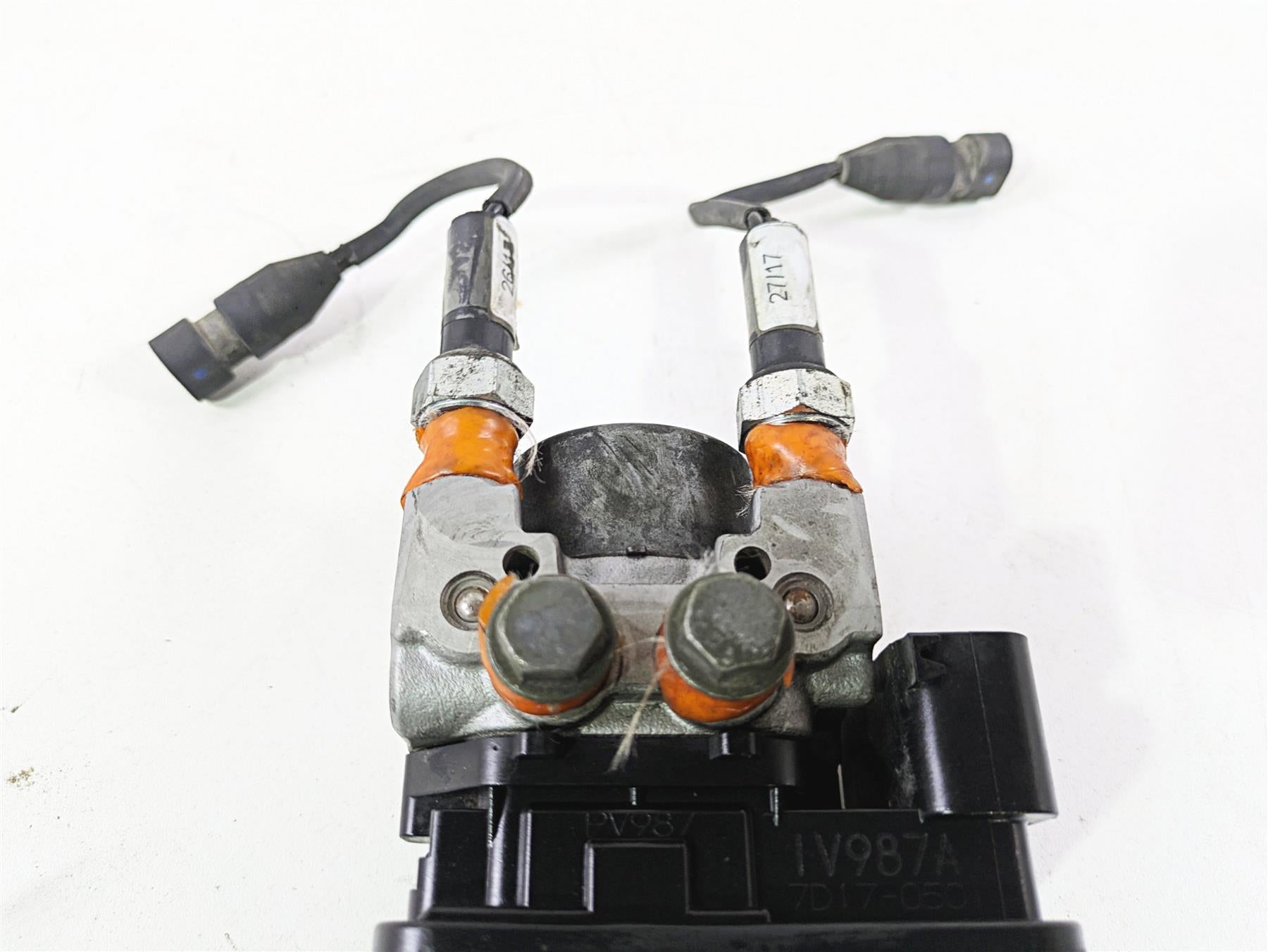 2017 Indian Chieftain Limited Abs Brake Pump Control Unit Module 2204981 {{ shop.shopifyCountryName }} - Mototech271