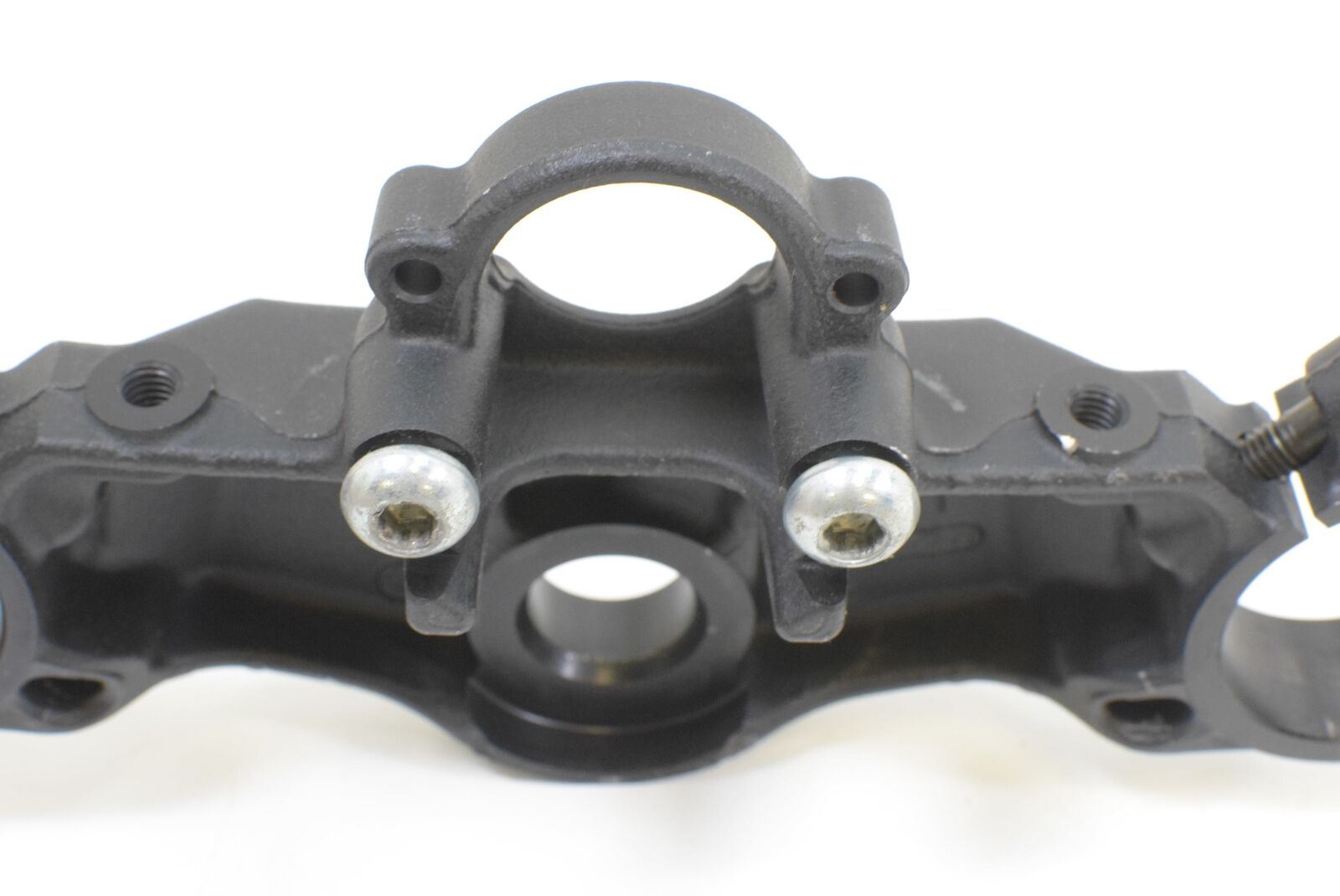 2006 Honda CBR1000 RR Upper Triple Tree Steering Clamp 50mm 53230-MEL-000 {{ shop.shopifyCountryName }} - Mototech271