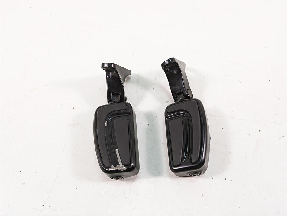 2018 Harley Touring FLHXSE CVO Street Glide Rear Airflow Footpeg Set 50500717 {{ shop.shopifyCountryName }} - Mototech271