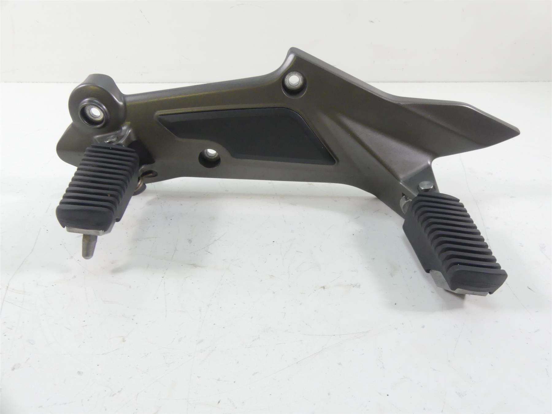 2015 BMW K1600GT K48 Left Rider Passenger Footpeg Foot Peg Rest Set 46717716013 {{ shop.shopifyCountryName }} - Mototech271