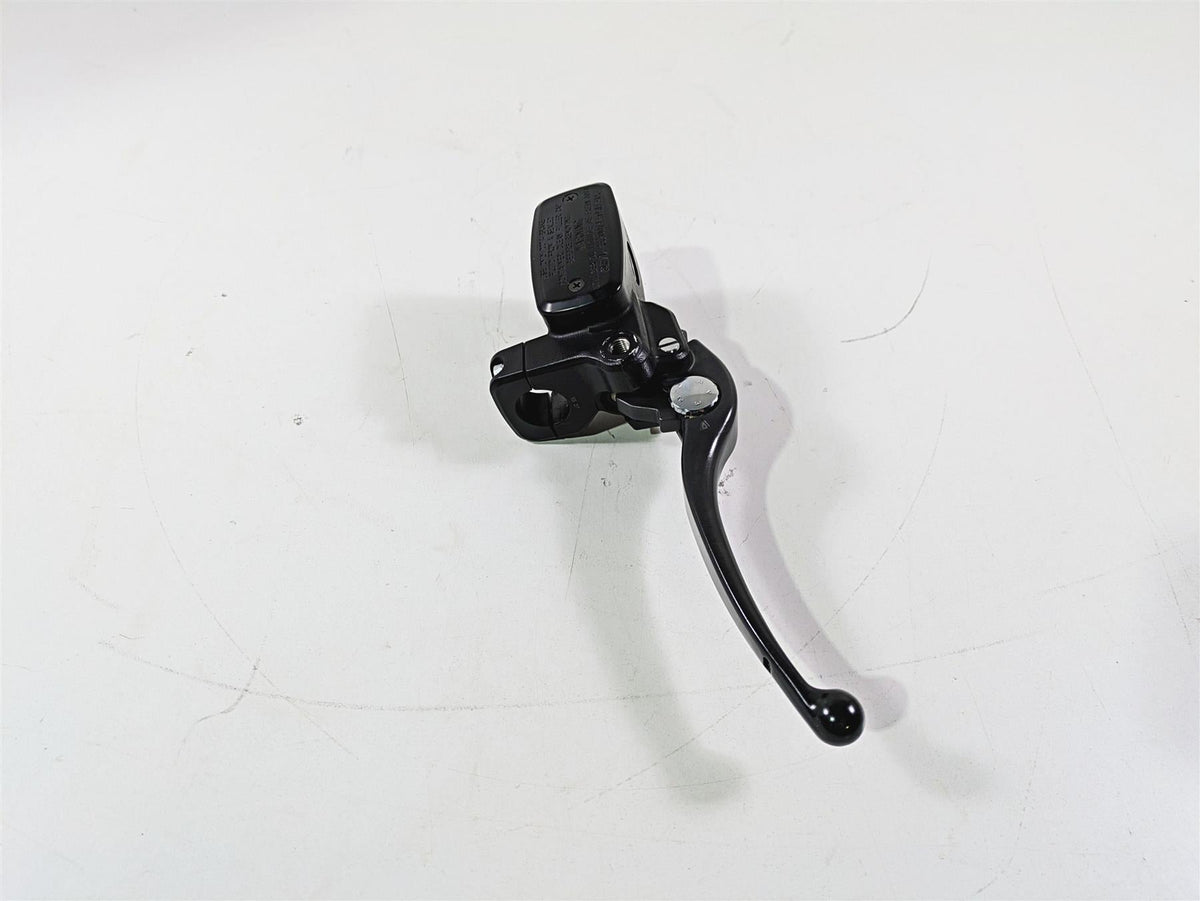 2016 Suzuki M109R VZR1800 Boulevard Front Brake Master Cylinder 5/8" 59600-10FD0 {{ shop.shopifyCountryName }} - Mototech271