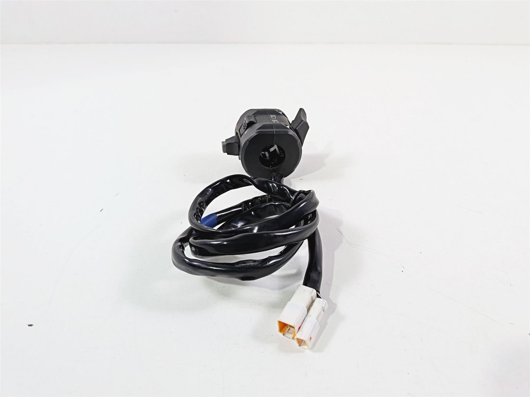 2015 Ducati Scrambler Urban Enduro Left Hand Turn Signal Control Switch 65110171-Mototech271