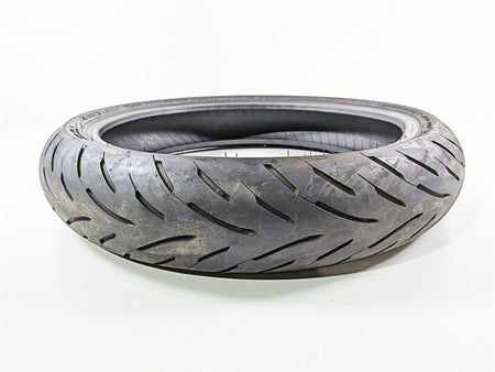 Used Front Front Dunlop Sportmax GPR-300 110/70R17 Tire HJDD7R4N9F {{ shop.shopifyCountryName }} - Mototech271