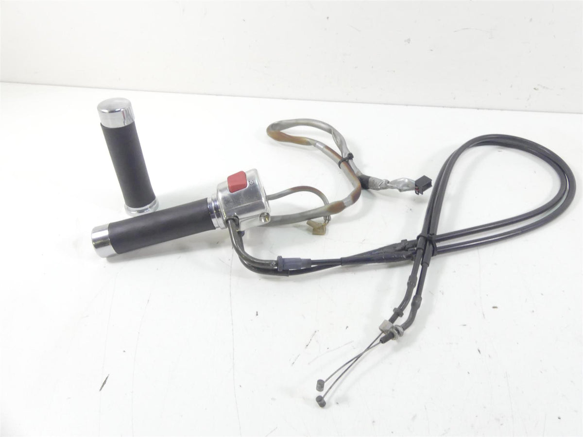 2001 Yamaha XV1600 Road Star Right Hand Start Stop Control Switch 4WM-83975-01 {{ shop.shopifyCountryName }} - Mototech271