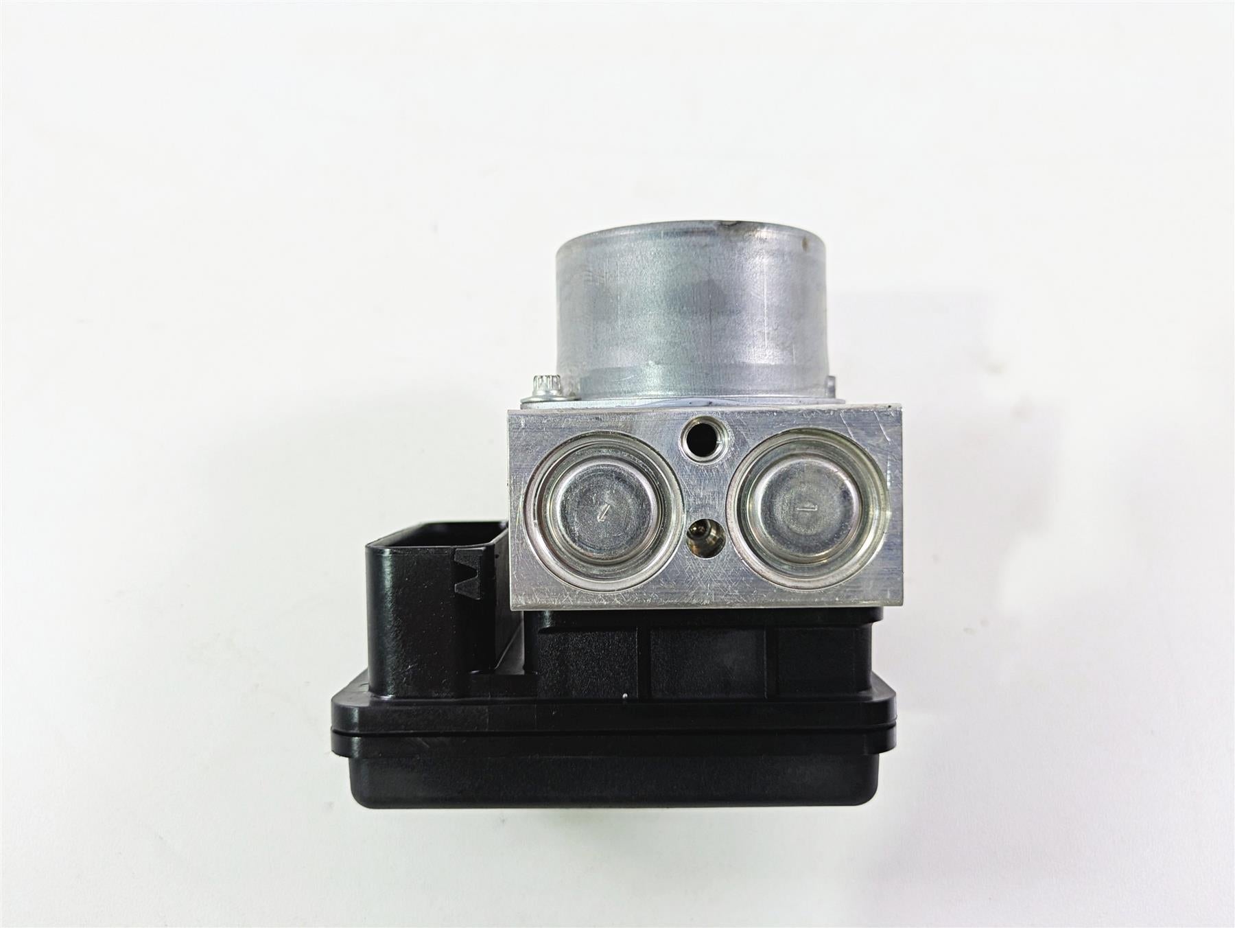 2022 Ducati Streetfighter V2 Abs Brake Pump Control Module 54240951B {{ shop.shopifyCountryName }} - Mototech271