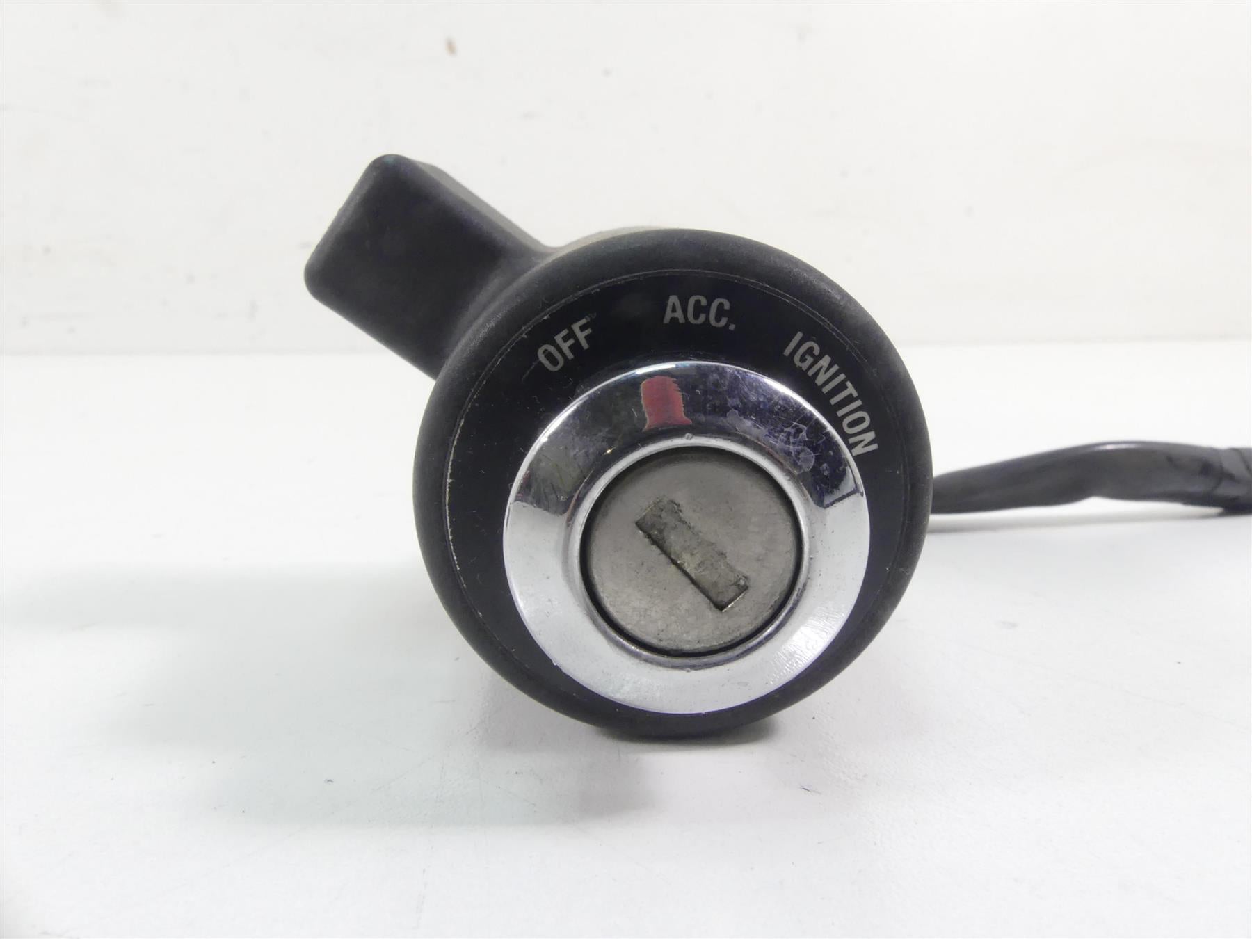 2007 Harley Sportster XL1200 Nightster Ignition Switch & Steering Lock 71441-94 {{ shop.shopifyCountryName }} - Mototech271