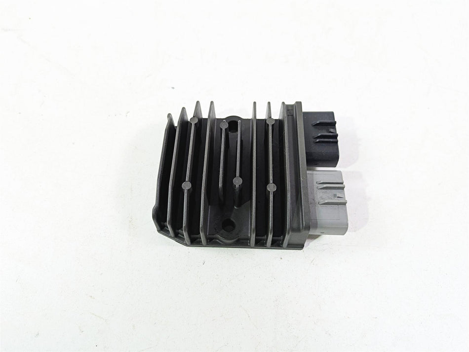 2013 Ducati Hypermotard 821 SP Rectifier Voltage Regulator SH821AA 54040321A {{ shop.shopifyCountryName }} - Mototech271
