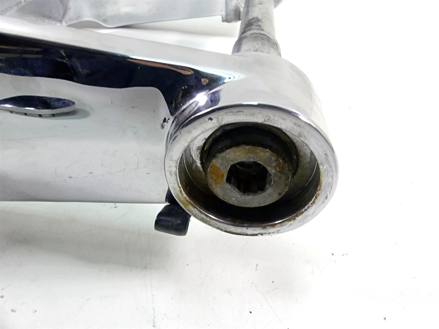 2005 Harley VRSCSE CVO V-Rod Rear Chrome Swingarm Swing Arm -Read 48422-05 {{ shop.shopifyCountryName }} - Mototech271