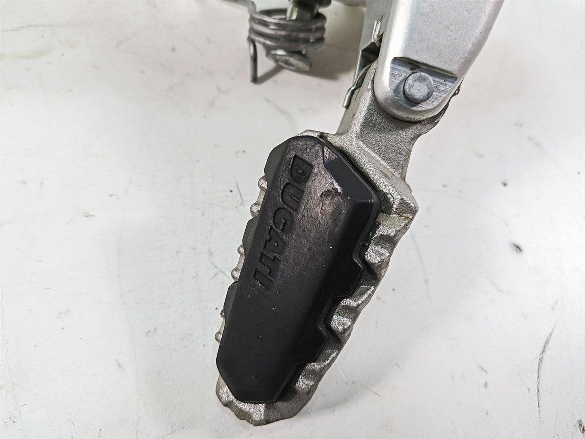 2020 Ducati Hypermotard 950 SP Right Foot Peg Footpeg + Bracket 82413581AB {{ shop.shopifyCountryName }} - Mototech271