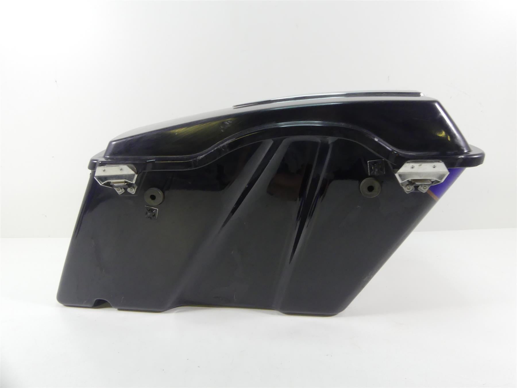 2004 Harley FLHTC SE CVO Electra Glide Left Saddlebag Saddle Bag 90904-04 {{ shop.shopifyCountryName }} - Mototech271