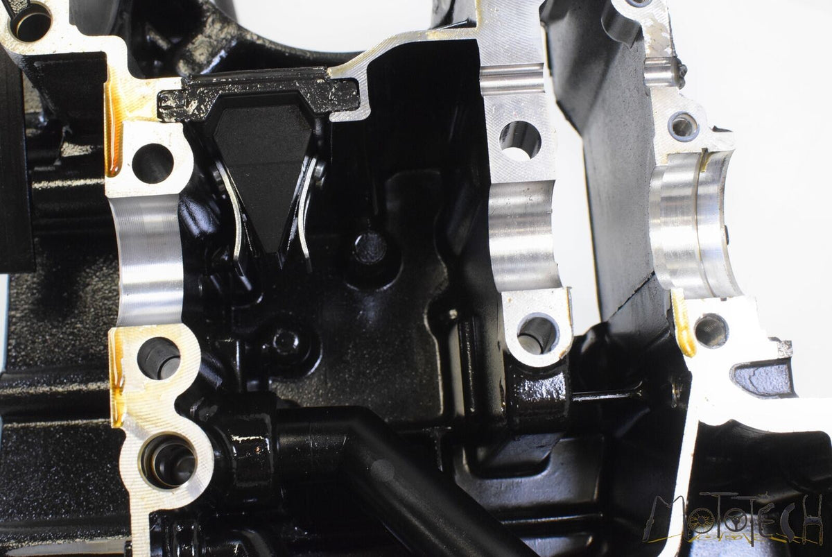 2015 BMW R nineT nine T K21 OEM Crank Case Crankcase Engine Motor 11117710369 {{ shop.shopifyCountryName }} - Mototech271