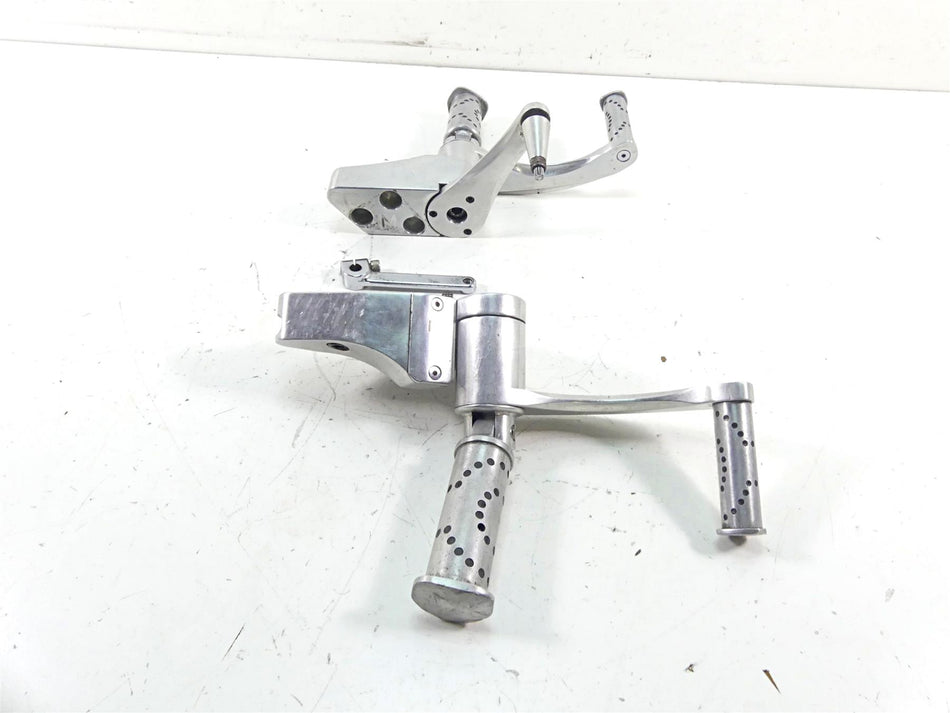 2009 Big Dog K9 Left Right Foot Peg Control Set 162-000001-02 162-000002-02 {{ shop.shopifyCountryName }} - Mototech271