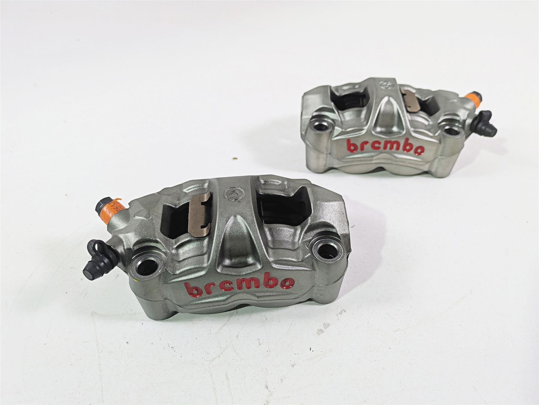 2018 KTM 1290 Super Duke R Brembo Front Brake Caliper Set 100mm 6131301500158 {{ shop.shopifyCountryName }} - Mototech271