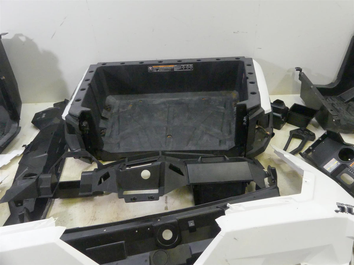 2019 Polaris General 1000 EPS Fairing Plastic Cover Tank Cargo Box Set 2207407 {{ shop.shopifyCountryName }} - Mototech271