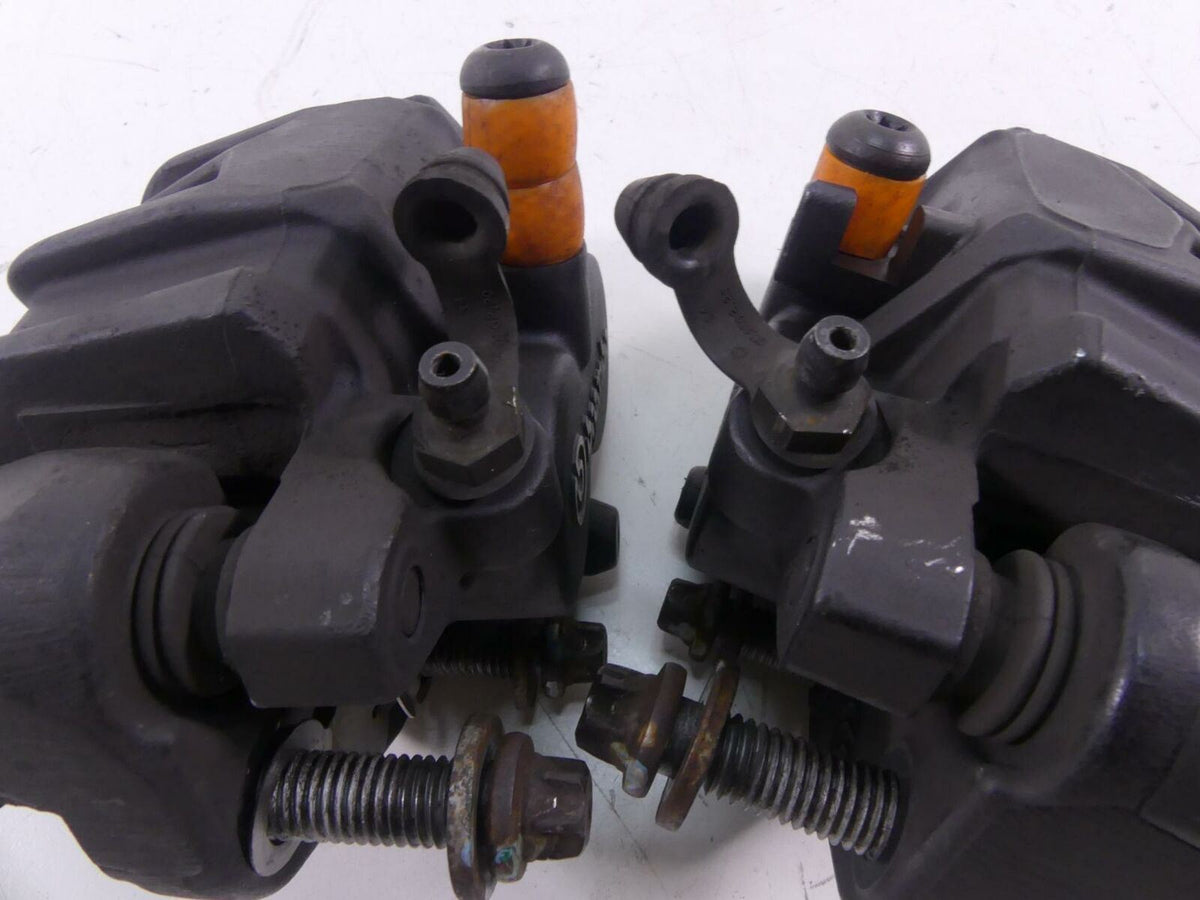 2010 BMW F800GS K72 Front Brembo Brake Caliper Pad Set 34117716715 34117716716 {{ shop.shopifyCountryName }} - Mototech271
