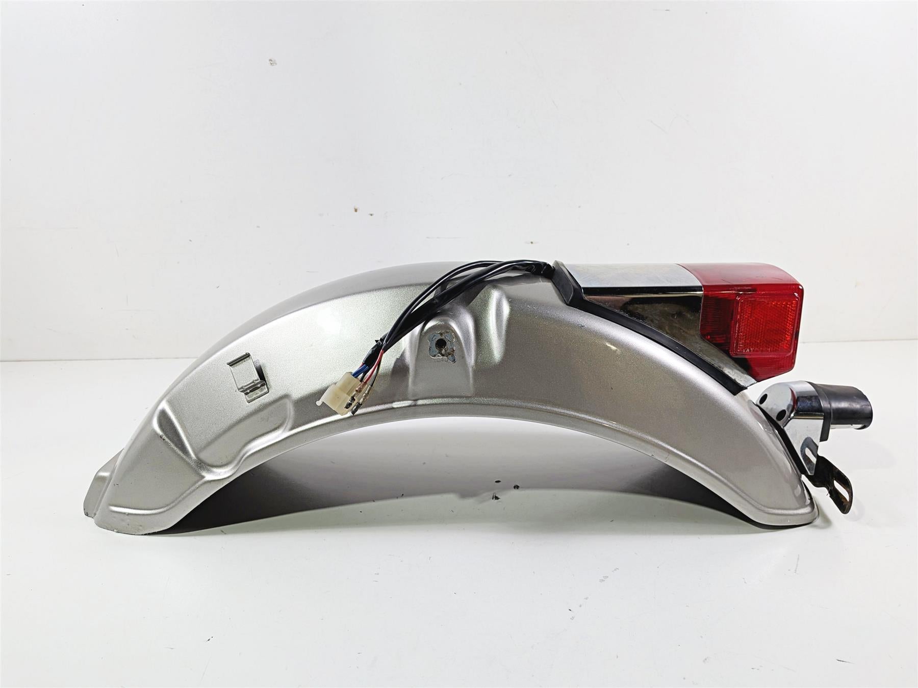 1989 Kawasaki VN750 Vulcan Rear Fender & Taillight 35023-1123 23025-1116 {{ shop.shopifyCountryName }} - Mototech271
