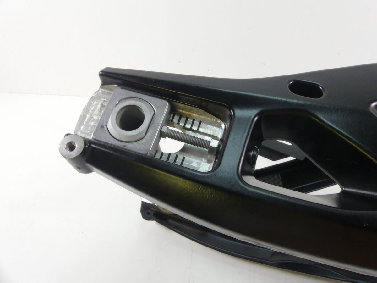 2018 BMW S1000XR K49 Swingarm Swing Arm Rear Suspension + Axle 33358560101 {{ shop.shopifyCountryName }} - Mototech271