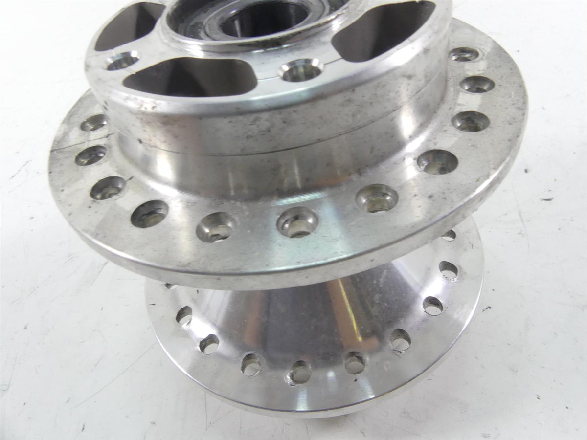 2019 Harley Softail FXBB Street Bob Front Spoke Wheel Rim Hub 43300565 41426-07 {{ shop.shopifyCountryName }} - Mototech271