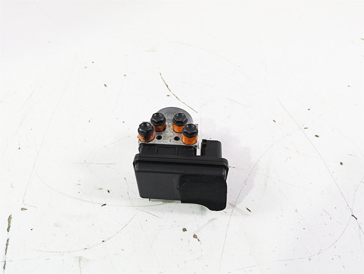 2017 Ducati Monster 1200 S Abs Brake Pump Module Unit 54240631B {{ shop.shopifyCountryName }} - Mototech271