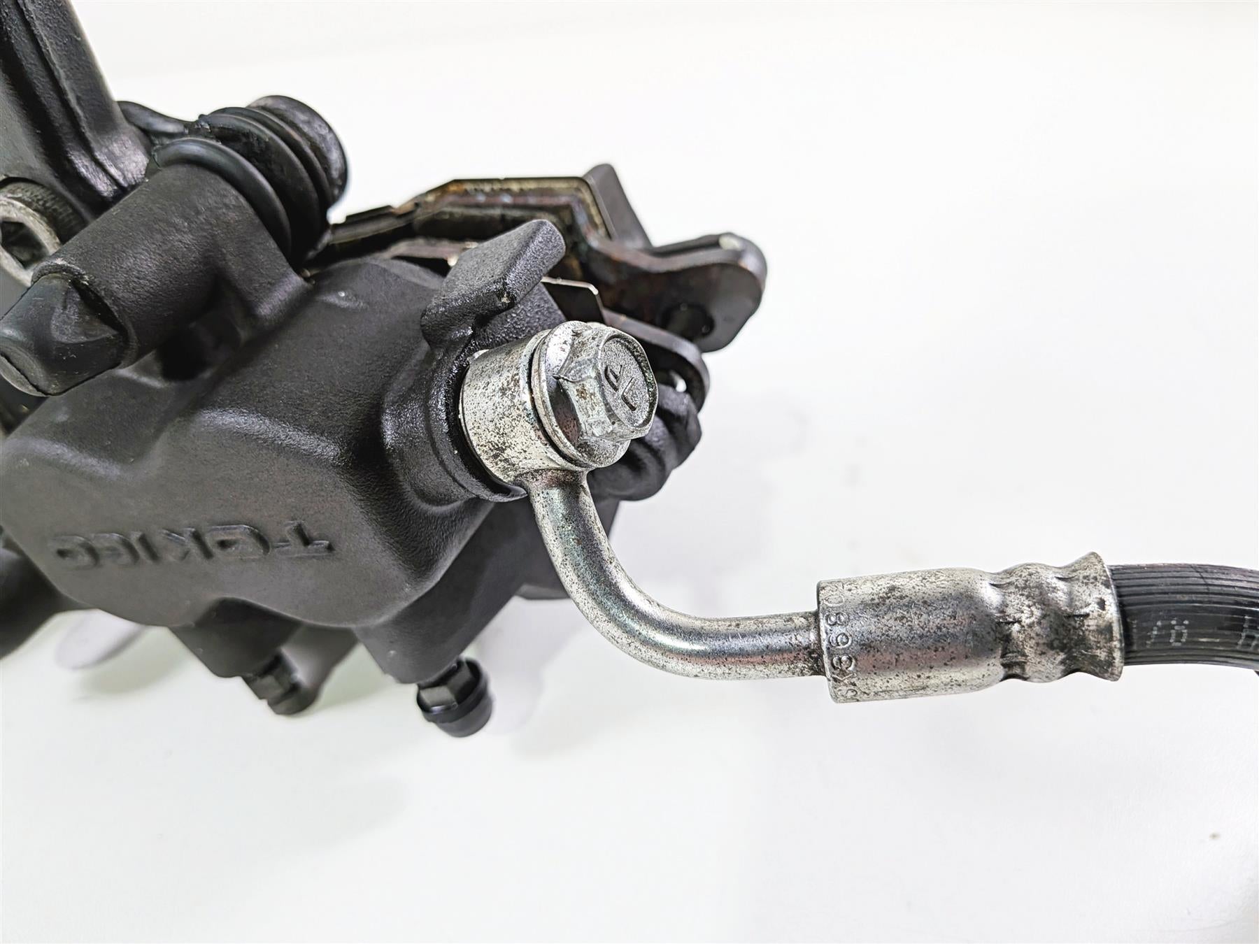 2014 Suzuki M109R VZR1800 Boulevard Rear Brake Caliper 69100-01D40-999 {{ shop.shopifyCountryName }} - Mototech271