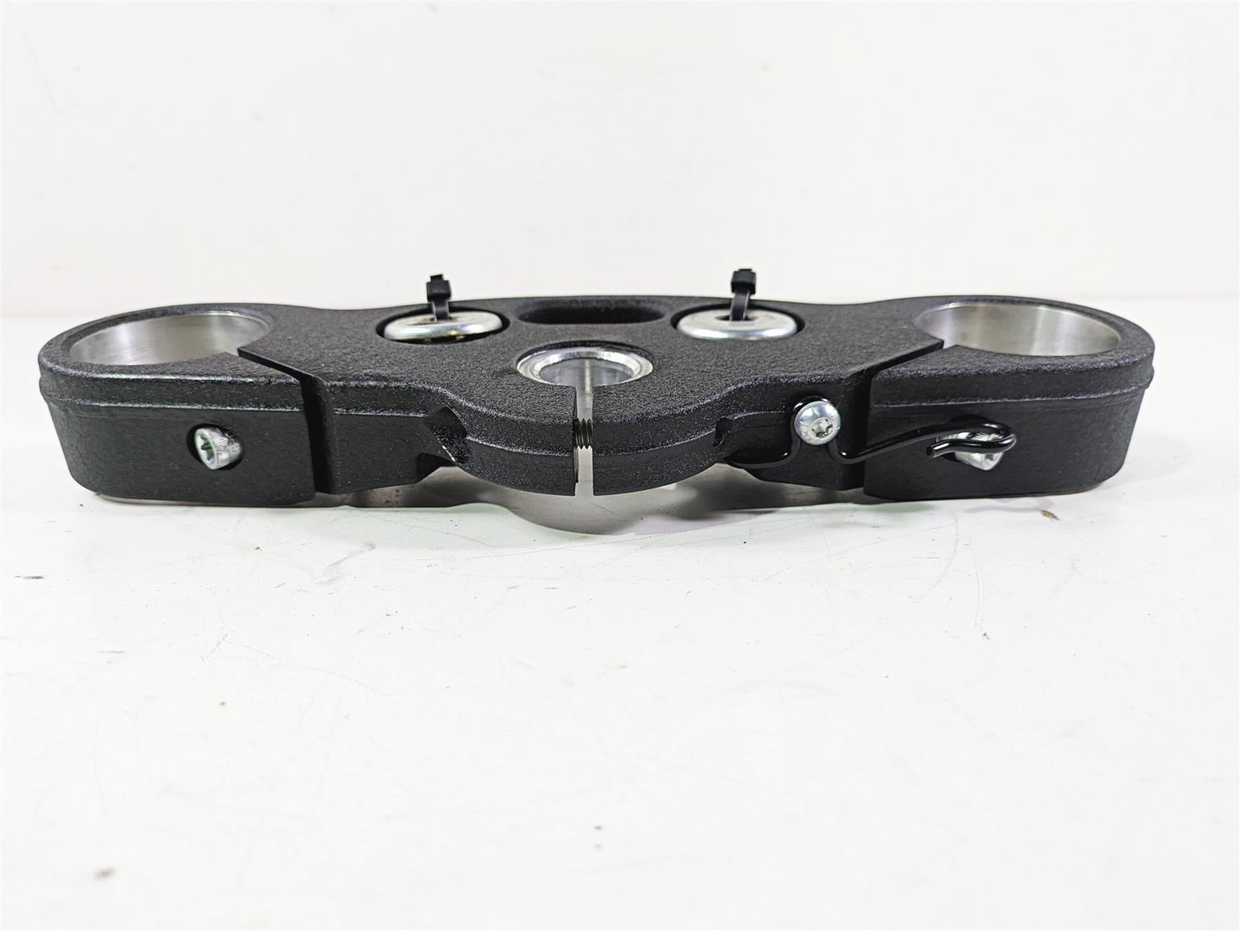 2022 Harley FXLRS Softail Low Rider Upper Triple Tree Steering Clamp 45900263 {{ shop.shopifyCountryName }} - Mototech271