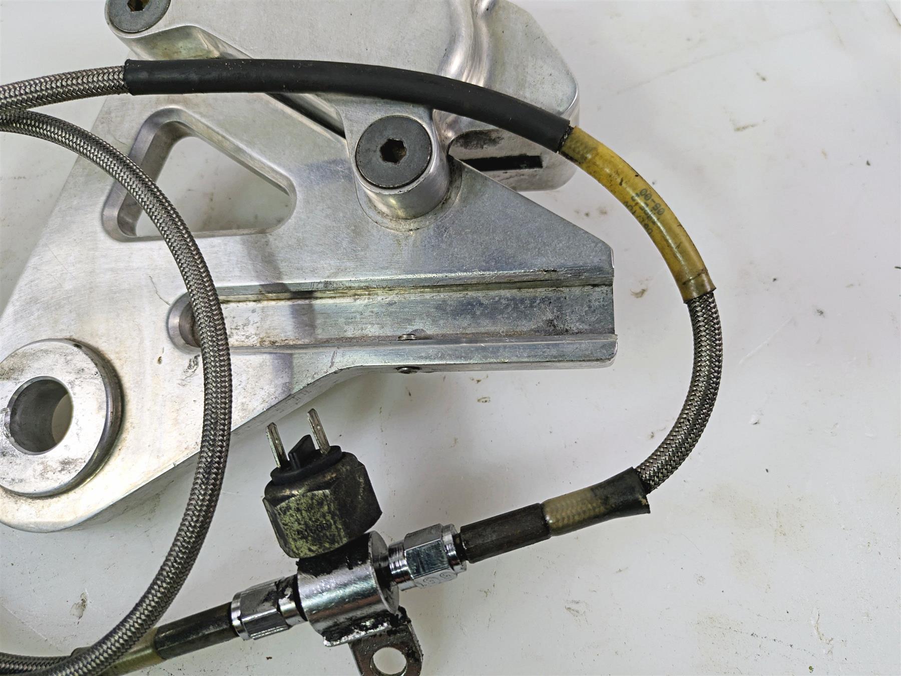 2002 Indian Spirit Deluxe Rear Brake Caliper & Bracket 50-051 53-176 {{ shop.shopifyCountryName }} - Mototech271