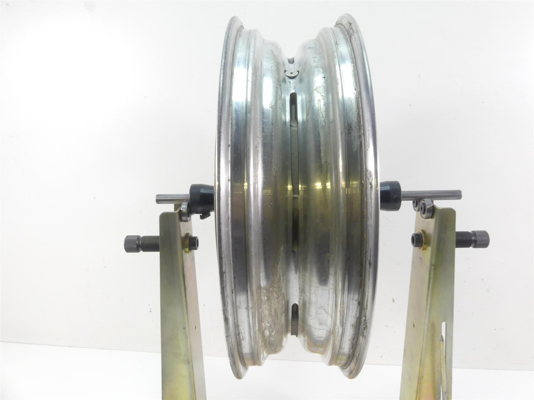 2016 Harley FXDL Dyna Low Rider Straight Rear Cast Wheel Rim 17x4.5 40900289 {{ shop.shopifyCountryName }} - Mototech271