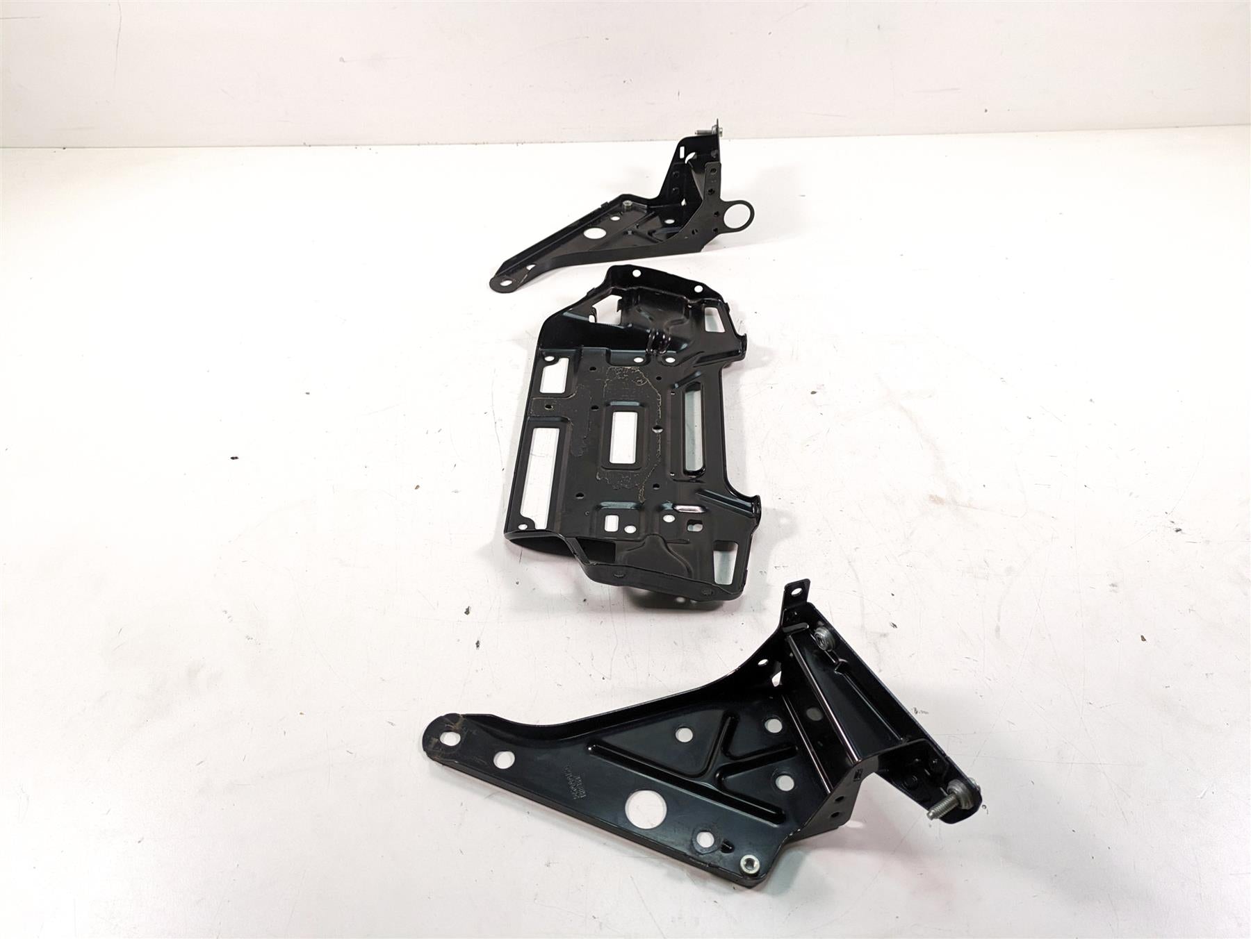 2014 Harley Touring FLHTK Electra Glide Front Fairing Mount Holder Set 57000186 {{ shop.shopifyCountryName }} - Mototech271