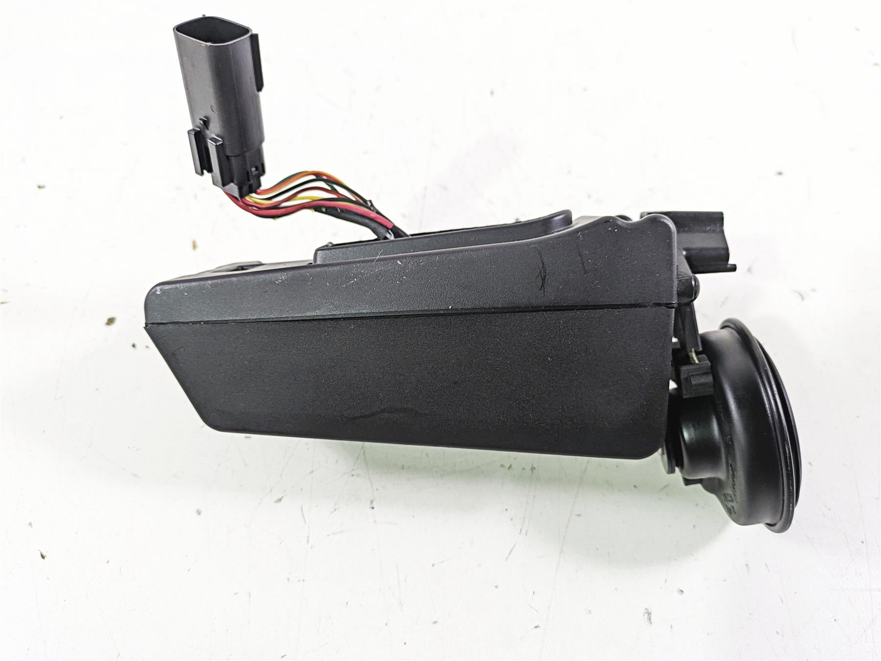 2021 Harley Softail FLSL Slim Horn & The Wiring Box 69201654 69000095 {{ shop.shopifyCountryName }} - Mototech271