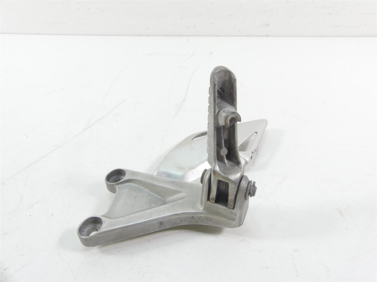 2018 Honda CBR1000 RR SC77 Front Left Rider Footpeg Foot Peg -Read 50700-MGP-D60 {{ shop.shopifyCountryName }} - Mototech271