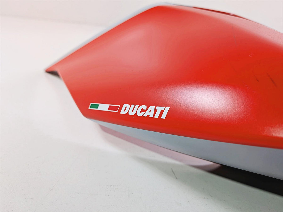 2019 Ducati Panigale V4S V4 S Corse Rear Center Tail Cover Fairing 48212451A {{ shop.shopifyCountryName }} - Mototech271